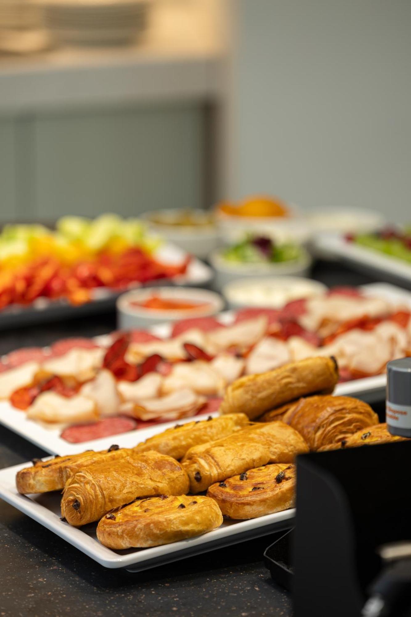Hampton By Hilton Târgu-Mureş Eksteriør bilde